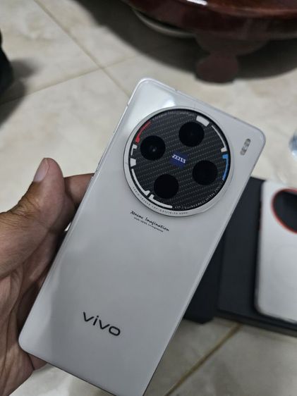 vivo X100s เครื่องนอก สีขาว สภาพสวย รูปที่ 2
