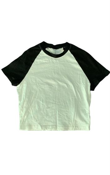 เสื้อครอปขาว HM