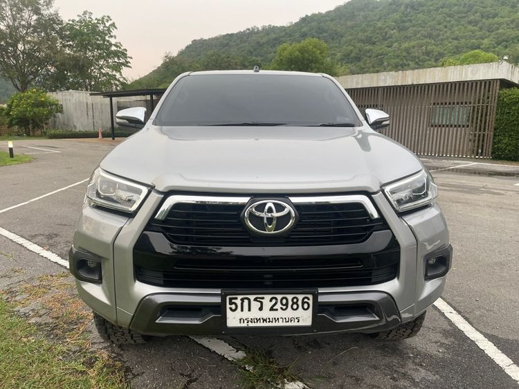 รถ Toyota Hilux Revo 2.4 G Prerunner สี เทา