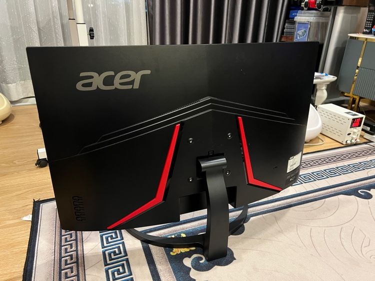 จอภาพ จอคอมแบบโค้ง 2 ตัว ยังทำงานได้ทั้งคู่ แต่จอแตก ขายเป็นอะไหล่