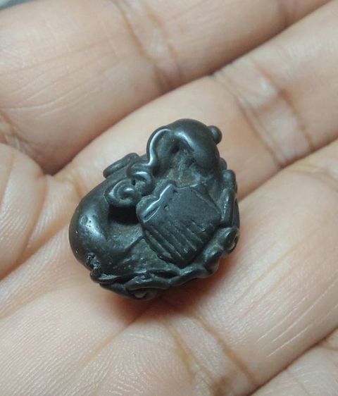 พระปิดตายันต์ยุ่ง แห้งเก่า เนื้อจัด  รูปที่ 8