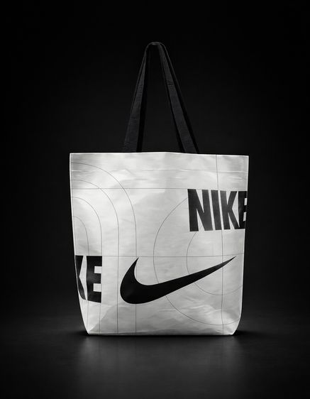 ถุง Nike รักษ์โลกร้อน