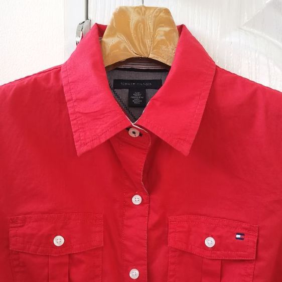 เสื้อเชิ๊ตแบรนด์​ TOMMY​ มือ​ 2​ สภาพ​ใหม่​ รูปที่ 2