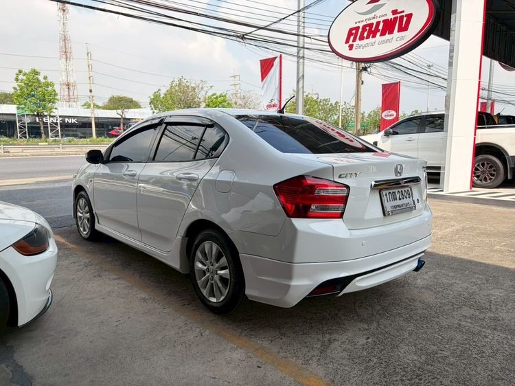 Honda City 2012 1.5 V CNG Sedan เบนซิน NGV เกียร์อัตโนมัติ ขาว รูปที่ 4