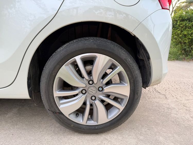 Suzuki Swift 2022 1.2 GLX Sedan เบนซิน เกียร์อัตโนมัติ ขาว รูปที่ 3