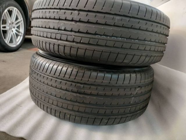 255 ยางนอก YOKOHAMA Advan V61A สภาพเหมือนใหม่  วิ่ง 100 กม. เส้นยังอยู่ครบ