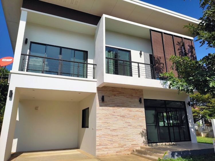 อื่นๆ ตกแต่งครบ 2016 ขายบ้าน2ชั้น สไตล์โมเดิร์น เชียงใหม่