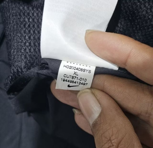 nike running jacket รูปที่ 8