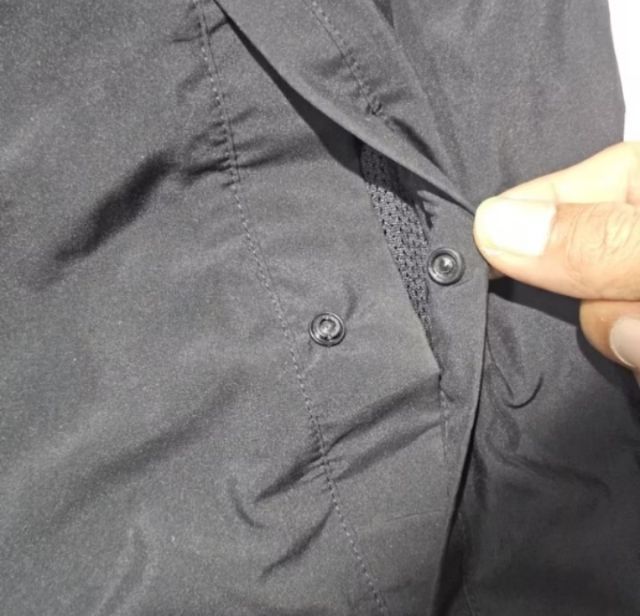 nike running jacket รูปที่ 9