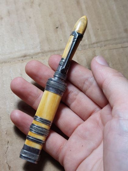 เครื่องรางมีดหมอปากกาหลวงพ่อเดิมจักรนารายณ์ใบ 2.5 ยาวรวม 5 นิ้วแหนรัดเป็นเงินแท้ รูปที่ 10