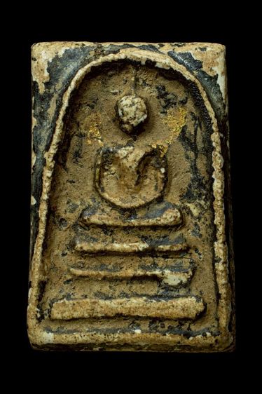 พระสมเด็จวัดระฆังเนื้อลงรักดำ