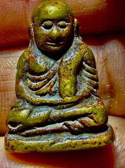 พระเก่าๆเหมาๆบ้านๆ พระคนแก่เก่าๆเก็บ ทิ้งใว้ก่อนจากไป ให้ยายดูแลเเทน ขายเหมาๆออกมาตามประสาคนบ้านๆ 081-3330446 L.tonyabu รูปที่ 4