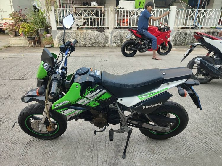 🛵ยังไงก็ขาย KSR ปี 56 เครื่องดี สีสวย สตาร์ทมือ รถบ้านพร้อมใช้งาน เปลี่ยนน้ำมันเครื่องฟรี ส่งฟรี30 กิโล รูปที่ 2