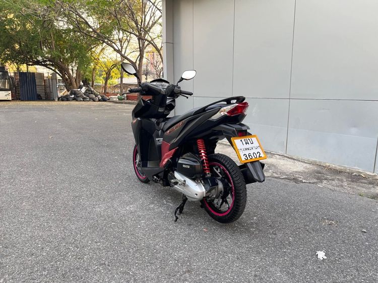 Honda รุ่น Click 125i 125cc ปี 2017 สตาร์ทมือ รูปที่ 5