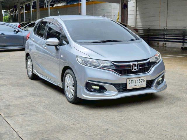 Honda Jazz 2018 1.5 V Sedan เบนซิน ไม่ติดแก๊ส เกียร์อัตโนมัติ เทา รูปที่ 3