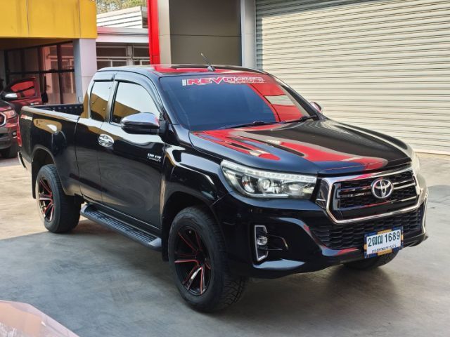 รถ Toyota Hilux Revo 2.4 E Prerunner สี ดำ