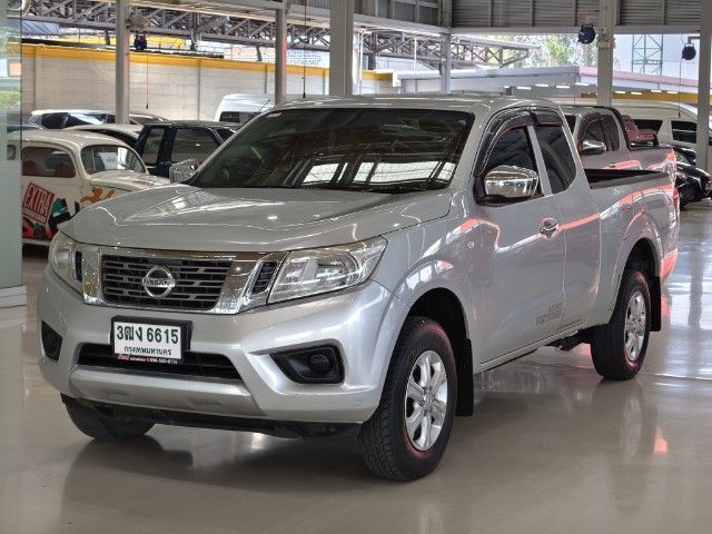 Nissan Navara 2019 2.5 E Pickup ดีเซล ไม่ติดแก๊ส เกียร์ธรรมดา เทา