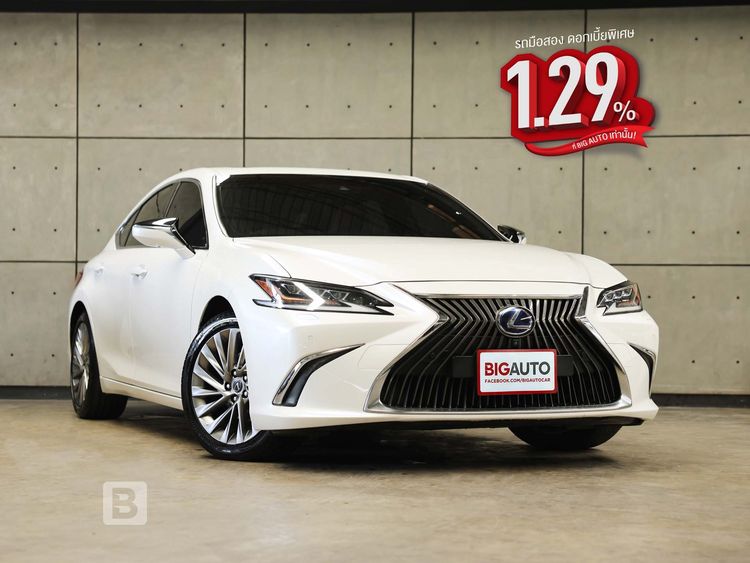 รถ Lexus ES300h 2.5 Grand Luxury สี ขาว
