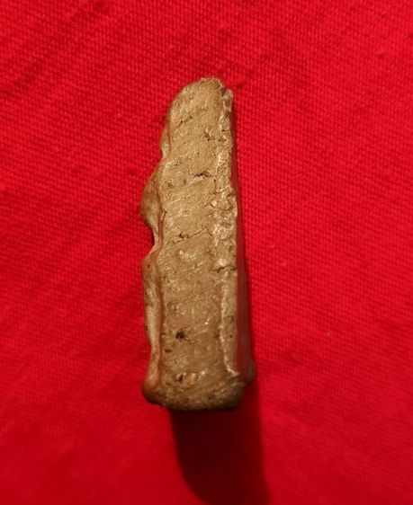 พระนางพญาเข่าโค้า รูปที่ 3