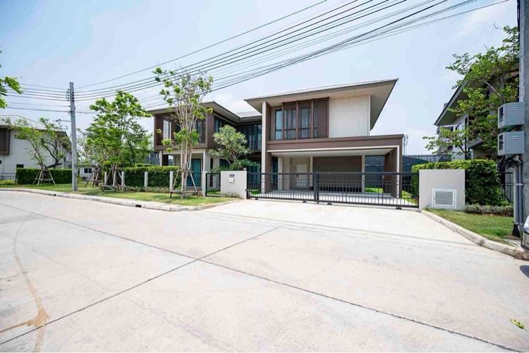 บุราสิริ กรุงเทพกรีฑา