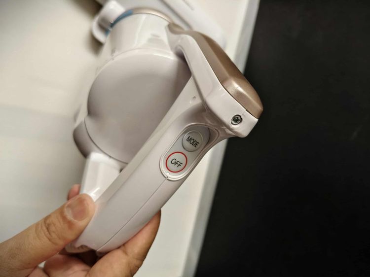 เครื่องดูดไรฝุ่น IRIS OHYAMA 600 W สีขาว รุ่น IC-FAC4 แบบมีสาย สภาพดี ใช้งานได้ รูปที่ 3