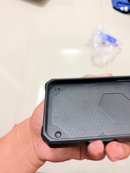 ขายเคส UAG MONARCH  16 Plus 700 บาท สภาพใช้งานมือ เดียว มีใบเสร็จ พร้อมกล่อง ส่งฟรี รูปที่ 4