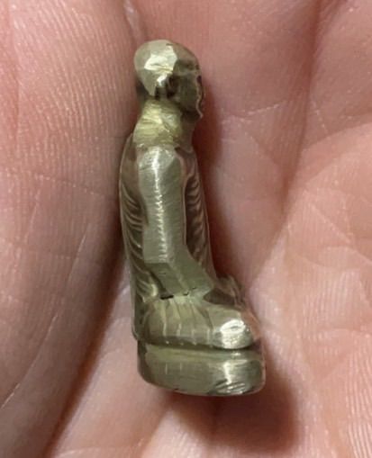 รูปหล่อปั้มหลวงพ่อเดิมพิมพ์ A รูปที่ 2