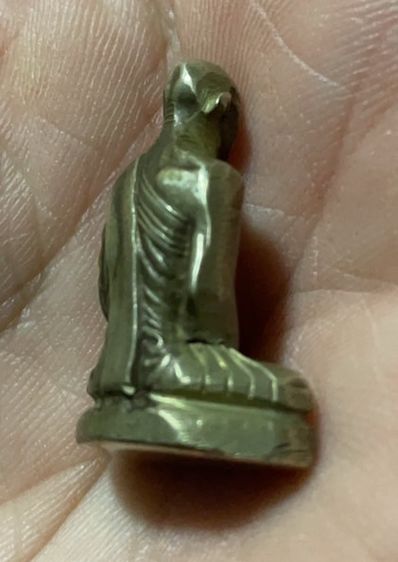 รูปหล่อปั้มหลวงพ่อเดิมพิมพ์ A รูปที่ 3