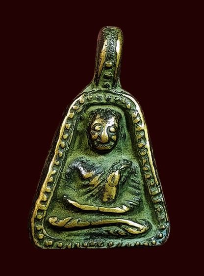 พระหลวงพ่อเงินเก่าค่ะ