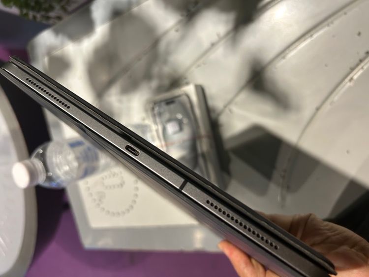 ขาย iPad Pro 12.9 นิ้ว 2018 gen 3 256g cellular ไม่มีตำหนิ สุขภาพแบต85พร้อม magic คียบอร์ดแท้  มีแค่เครื่อง  ราคา 13900 บาท รูปที่ 11
