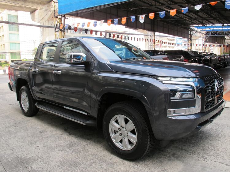 Mitsubishi Triton 2025 2.4 4WD Prime Pickup ดีเซล ไม่ติดแก๊ส เกียร์ธรรมดา เทา รูปที่ 2
