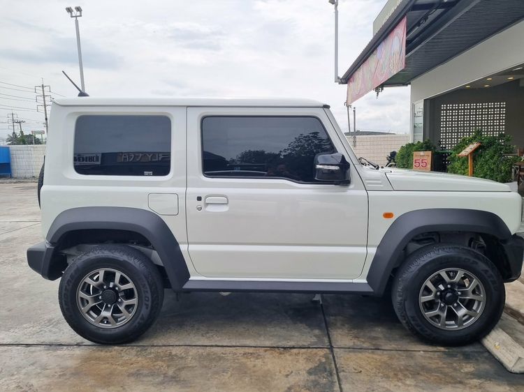 Suzuki Jimny 2023 660 XG 4WD Sedan เบนซิน ไม่ติดแก๊ส เกียร์อัตโนมัติ ขาว รูปที่ 2