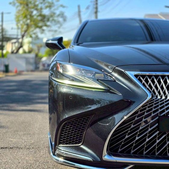 Lexus LS500 2018 รุ่นย่อยอื่นๆ Sedan เบนซิน เกียร์อัตโนมัติ ดำ รูปที่ 3
