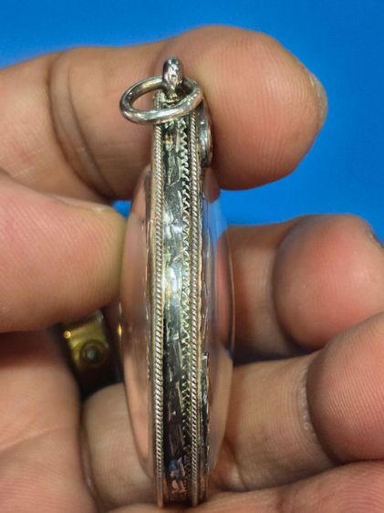 เหรียญมหาลาภ เนื้อเงิน ลป.สี วัดถ้ำเขาบุญนาค รูปที่ 4