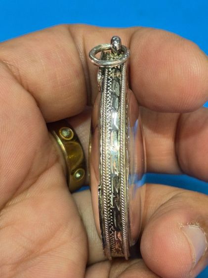 เหรียญมหาลาภ เนื้อเงิน ลป.สี วัดถ้ำเขาบุญนาค รูปที่ 3