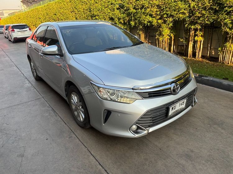 Toyota Camry 2015 2.0 G Sedan ดีเซล ไม่ติดแก๊ส เกียร์อัตโนมัติ เทา
