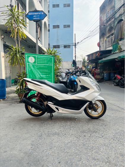 ขายรถมอเตอร์ไซค์pcx150 รูปที่ 3