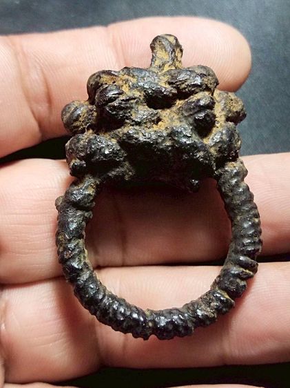 แหวนพิรอดลงรักเดิมๆผิวหิ้ง