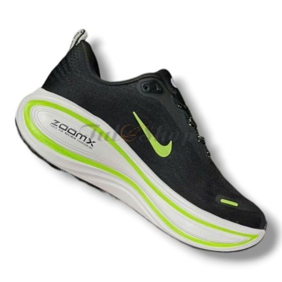 ไม่ระบุ ดำ รองเท้าวิ่ง Nike Vomero Plus   41 26cm.