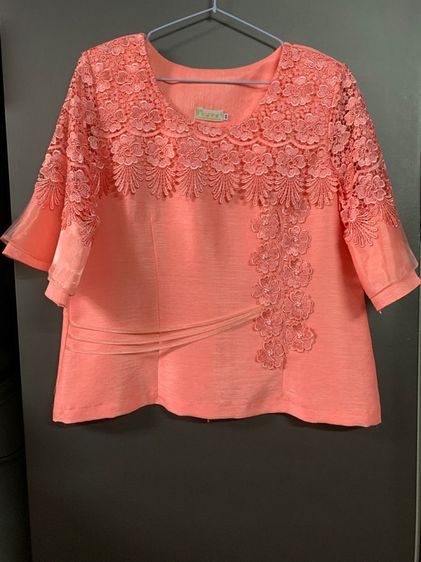 เสื้อออกงานคุณแม่ หรูหรา รูปที่ 2