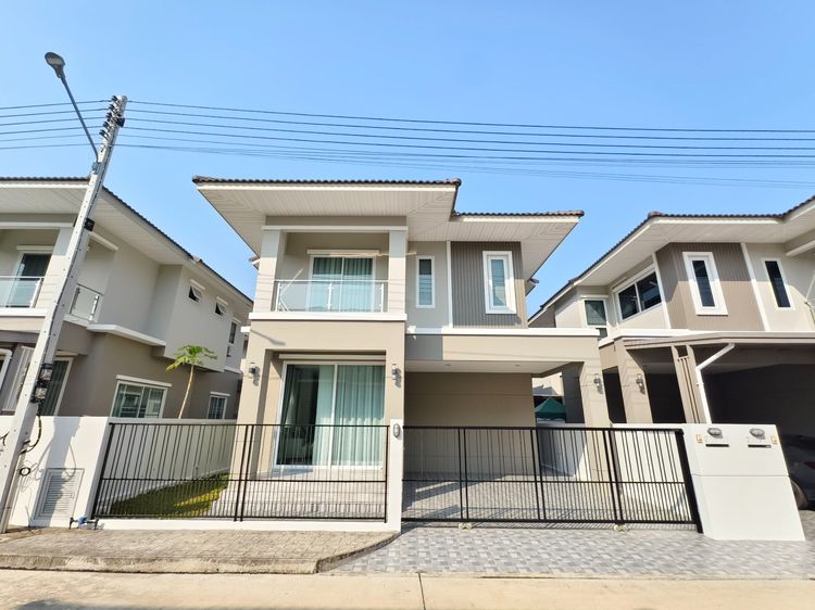 ตกแต่งครบ 2026 ขายบ้านใหม่ พร้อมเฟอร์นิเจอร์ 3.89 ล้านบาท บ้านในโครงการ ต้นเปา สันกำแพง เชียงใหม่