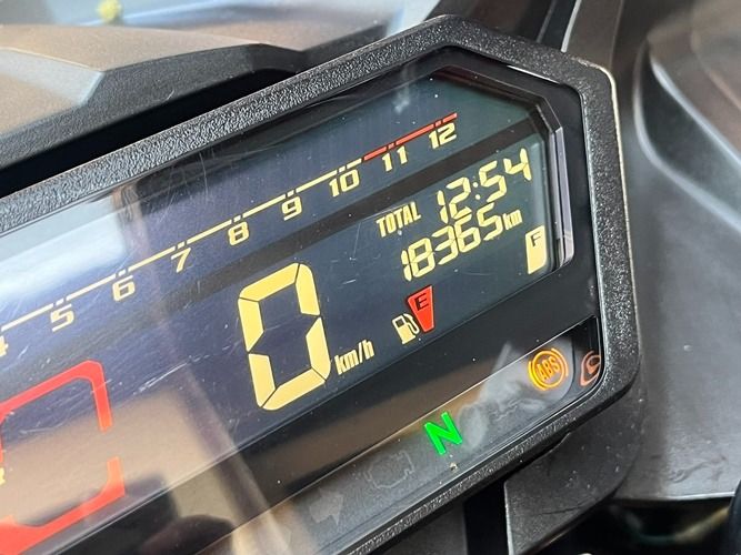 CBR 150R จดปี 23 ไมล์ 18365 km. รูปที่ 3