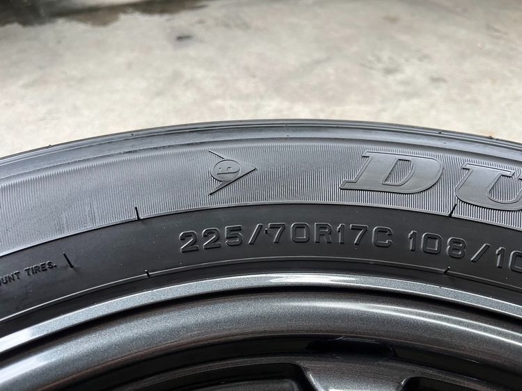 ✨ล้อแม็กป้ายแดง✨Toyota Revo GR Z Edition ขอบ 17 พร้อมยางป้ายแดง 225-70-17 Dunlop💥ปี 25💥 รูปที่ 8
