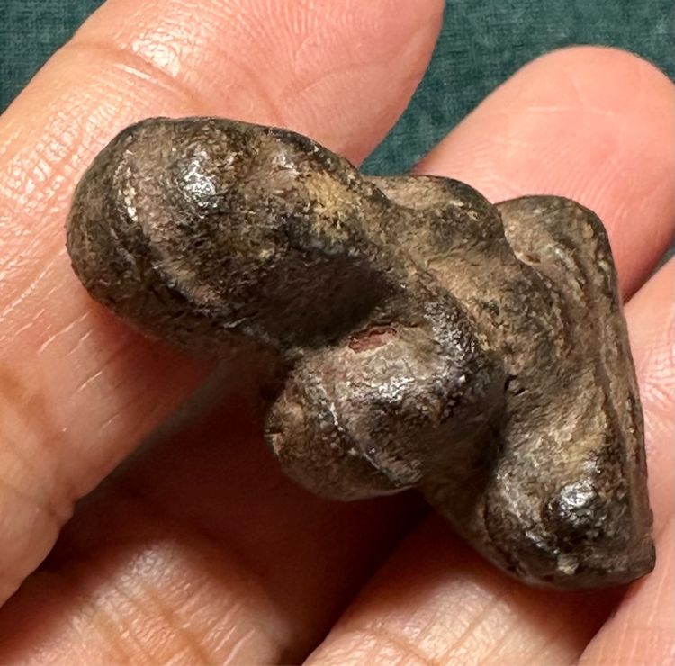 พระปิดตาผงคลุกรักพิมพ์ชลูด รูปที่ 5