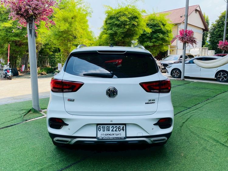 MG ZS 2025 1.5 V Sunroof Utility-car เบนซิน ไม่ติดแก๊ส เกียร์อัตโนมัติ ขาว รูปที่ 4