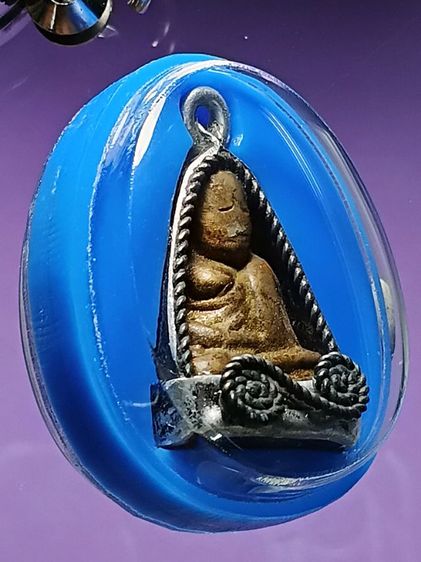 รูปหล่อหลวงพ่อเงิน พิมพ์นิยม สภาพผ่านการใช้ กับ จอบเล็กหลวงพ่อเงิน สภาพผ่านการใช้ออกรบสงครามเวียตนามมาด้วยกัน พระนายทหารพรานเก่า แบ่งให้บูชา รูปที่ 9