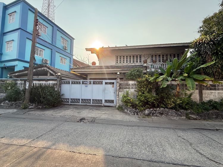 ขายบ้าน + ที่ดิน 70 ตร.วา ซอยพหลโยธิน 8 (อารีย์–สะพานควาย)