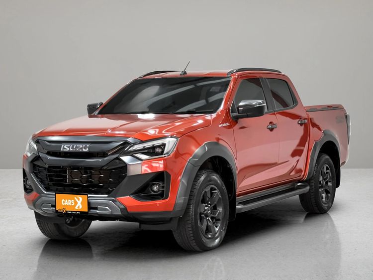 รถ Isuzu D-MAX 3.0 Vcross M 4WD สี ส้ม