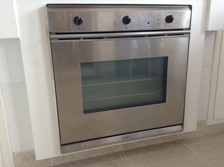 เตาอบแบบฝัง Smeg SE360XC-5 สภาพใหม่