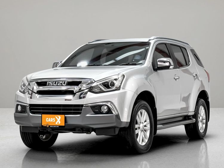 รถ Isuzu MU-X 3.0 สี บรอนซ์เงิน